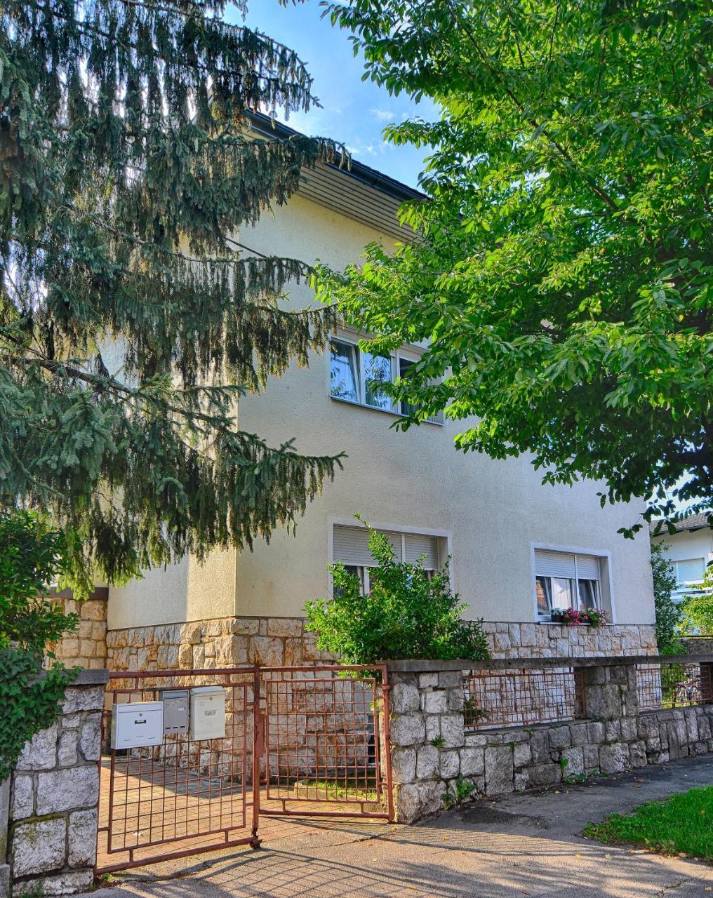 Family Guesthouse Greenslo Ljubljana Exterior foto